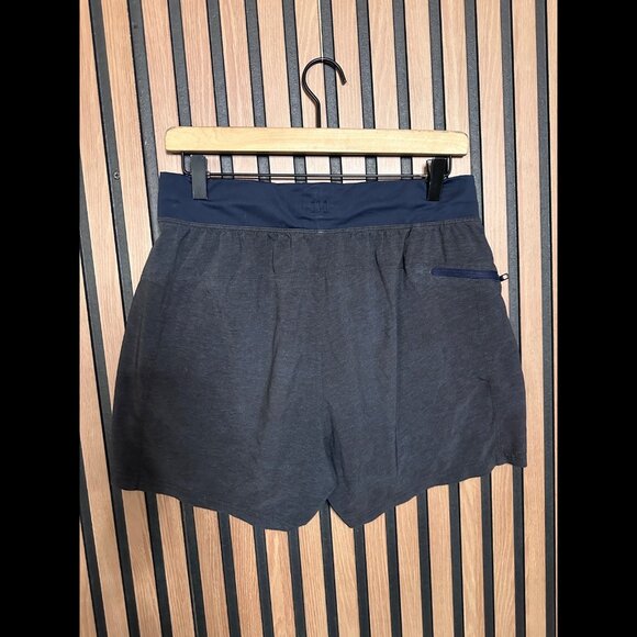 Lululemon Shorts Medium Mens Gray Blue Navy 4" Inseam T.H.E. Athletic Drawstring - Picture 2 of 6